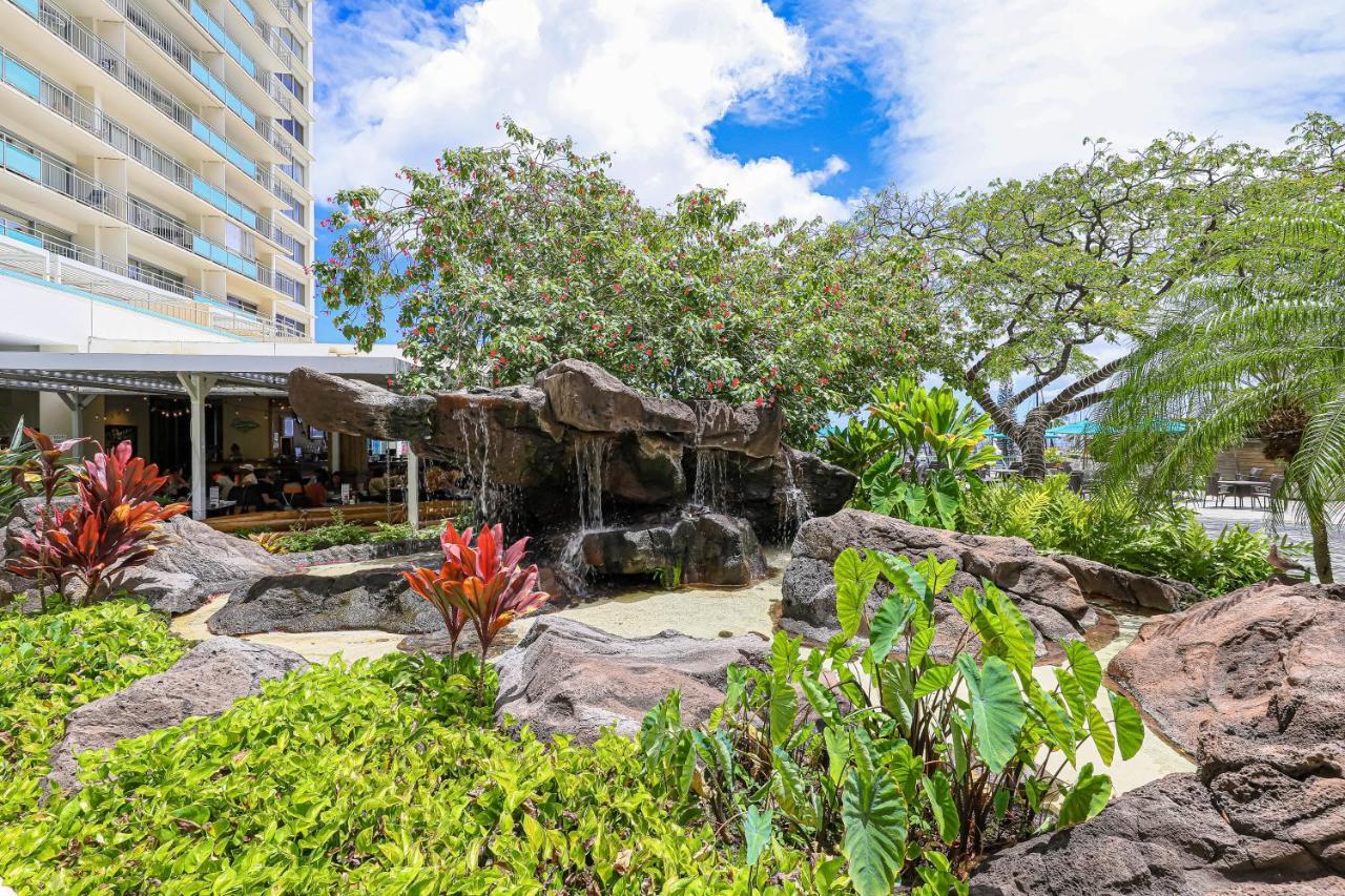 Ilikai 883 Hotel Honolulu